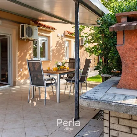 House Barbara Near Pula Гостевой дом Винкуран