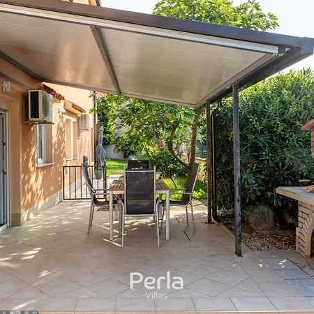 House Barbara Near Pula Гостевой дом 3*