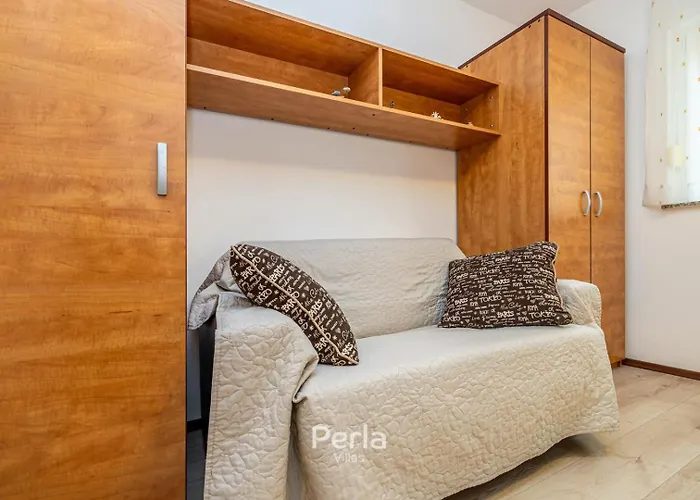 House Barbara Near Pula Gæstehus