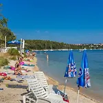 House Barbara Near Pula Affittacamere 3*