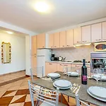House Barbara Near Pula 3*